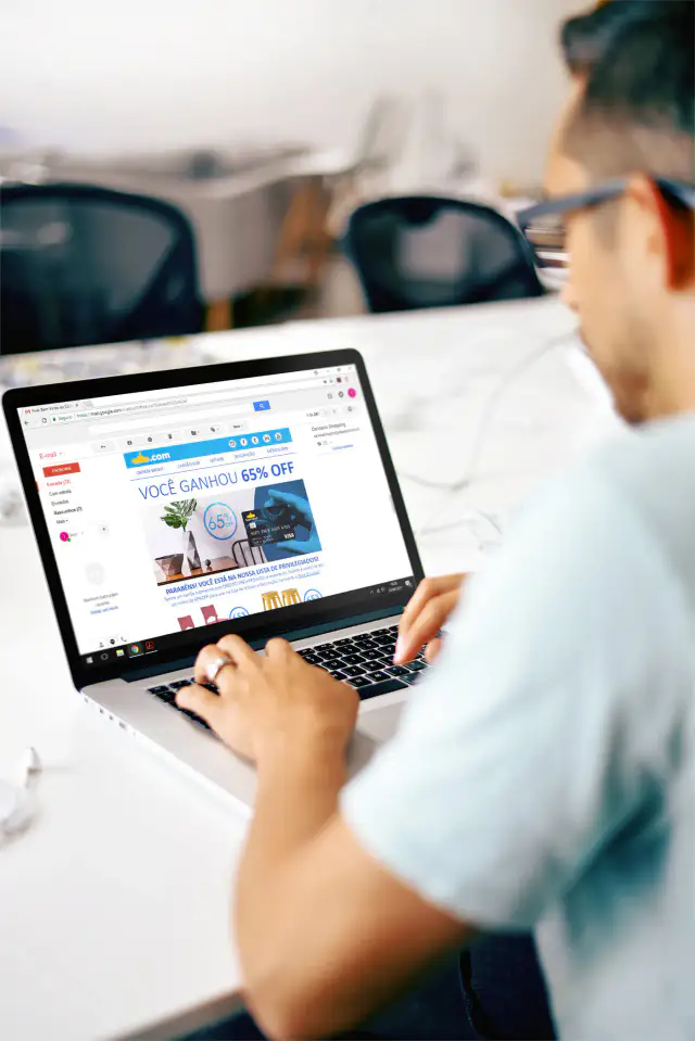 Simulação de experiência de e-mail